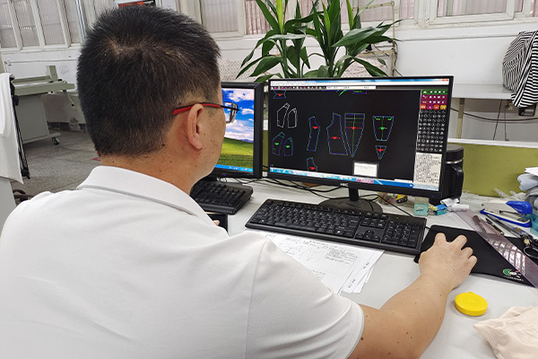 1656488060686099660.jpg 研發(fā).jpg